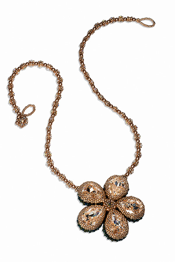 B191627: Palais Pendant, Leslee Frumin