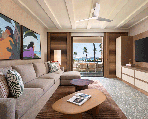 A Marriott Bonvoy suite at a Hawaii property.