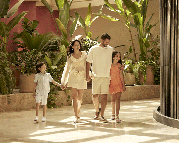 A family enjoying their stay at a Marriott Bonvoy property.