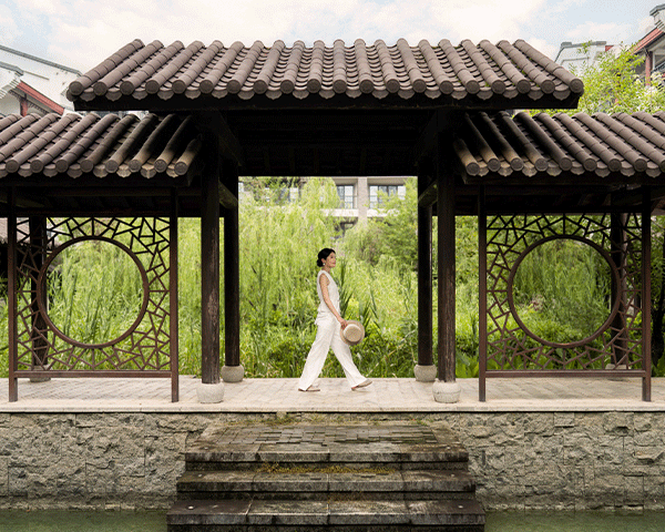Links to Marriott Bonvoy offers landing page.